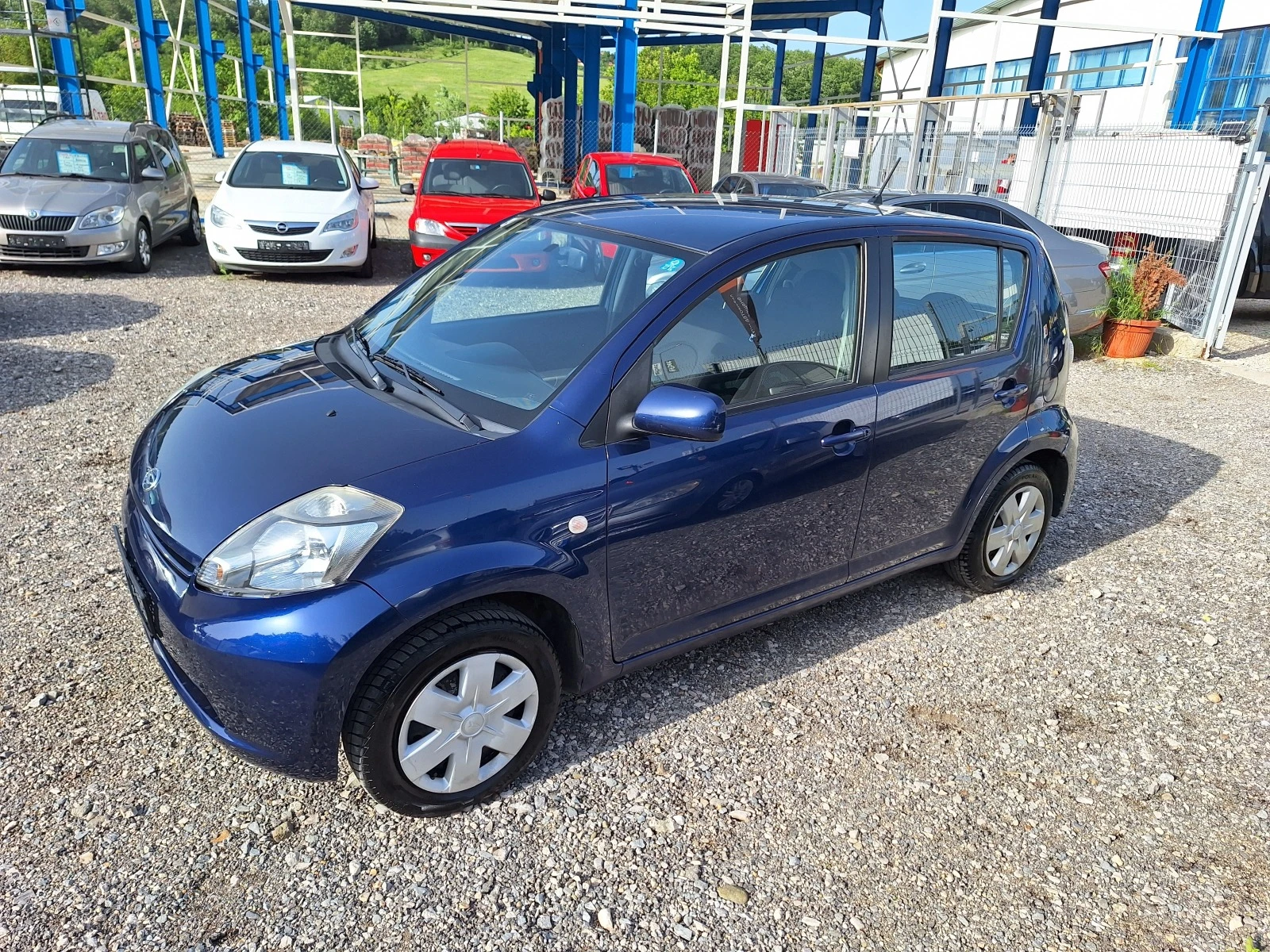 Daihatsu Sirion 1.0 - изображение 4