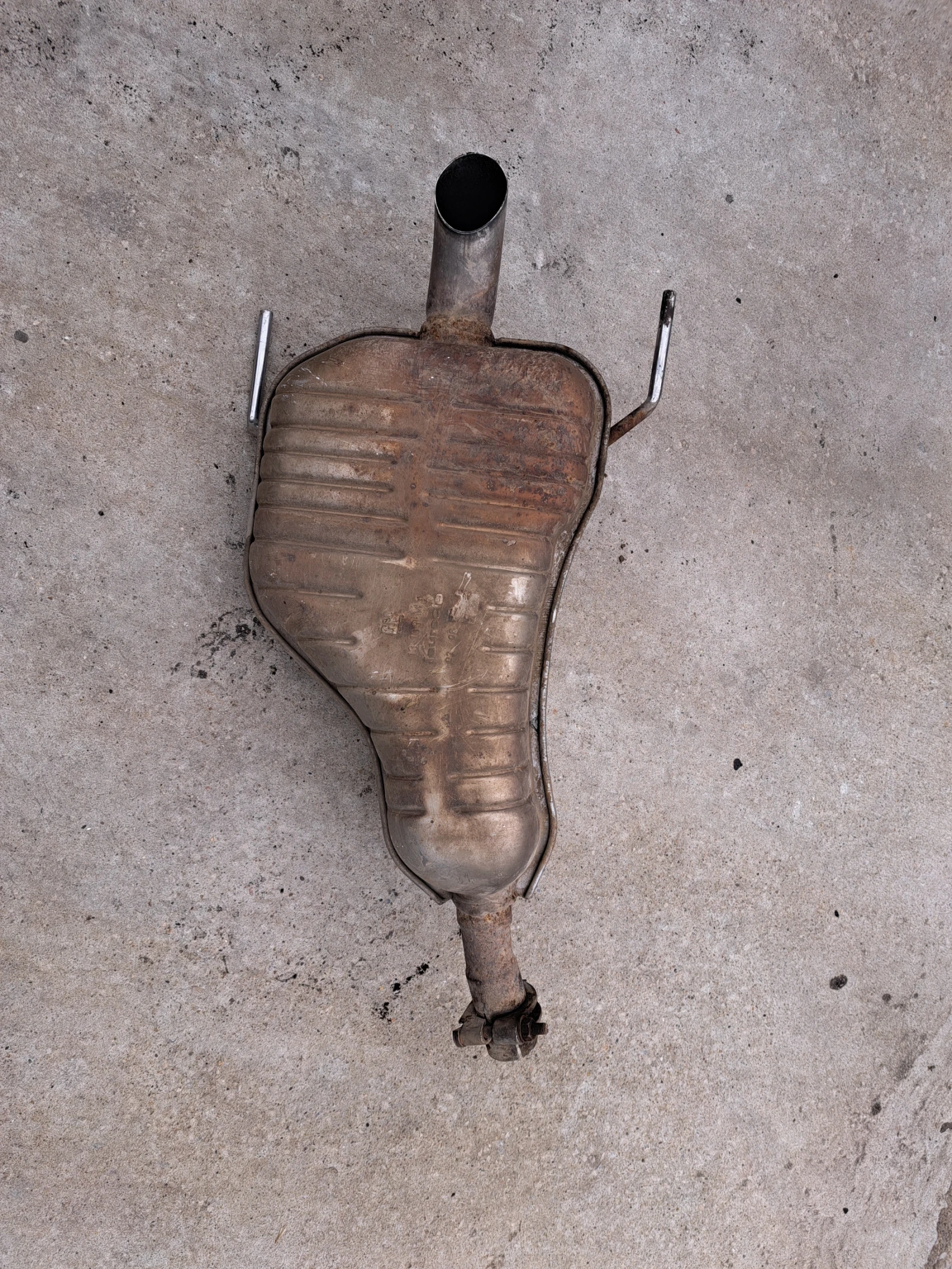 Opel Astra 1, 6 бензин 115коня  2011г.на части , снимка 13 - Автомобили и джипове - 48226378