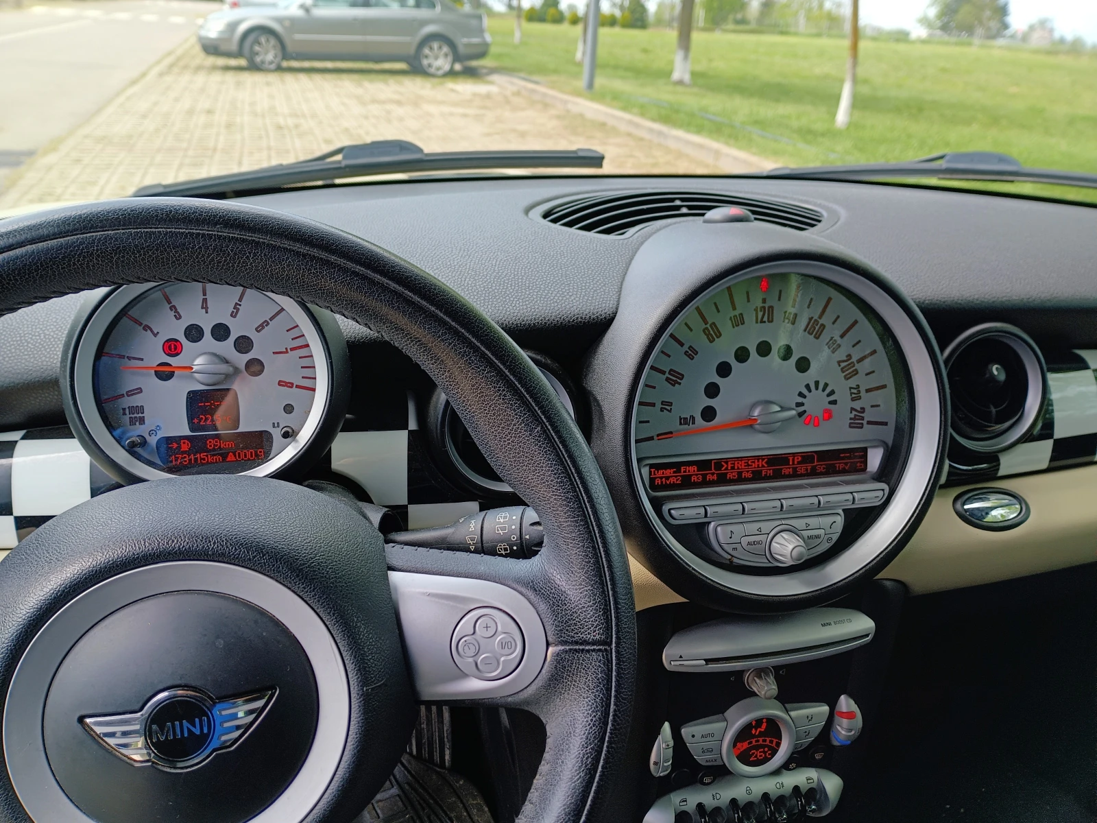Mini Clubman 1.6 i benzin S - изображение 8