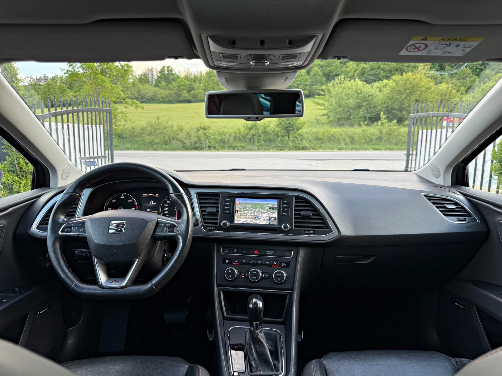 Seat Leon FR DSG PANO DISTRONIC NAVI PODGREV - изображение 7