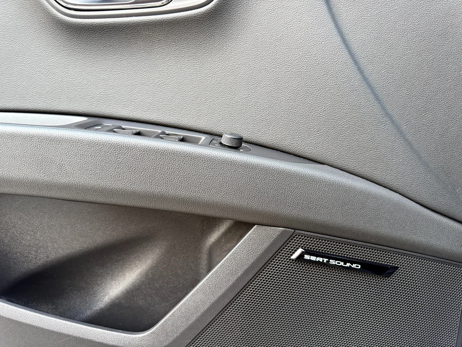 Seat Leon FR DSG PANO DISTRONIC NAVI PODGREV | Mobile.bg   12