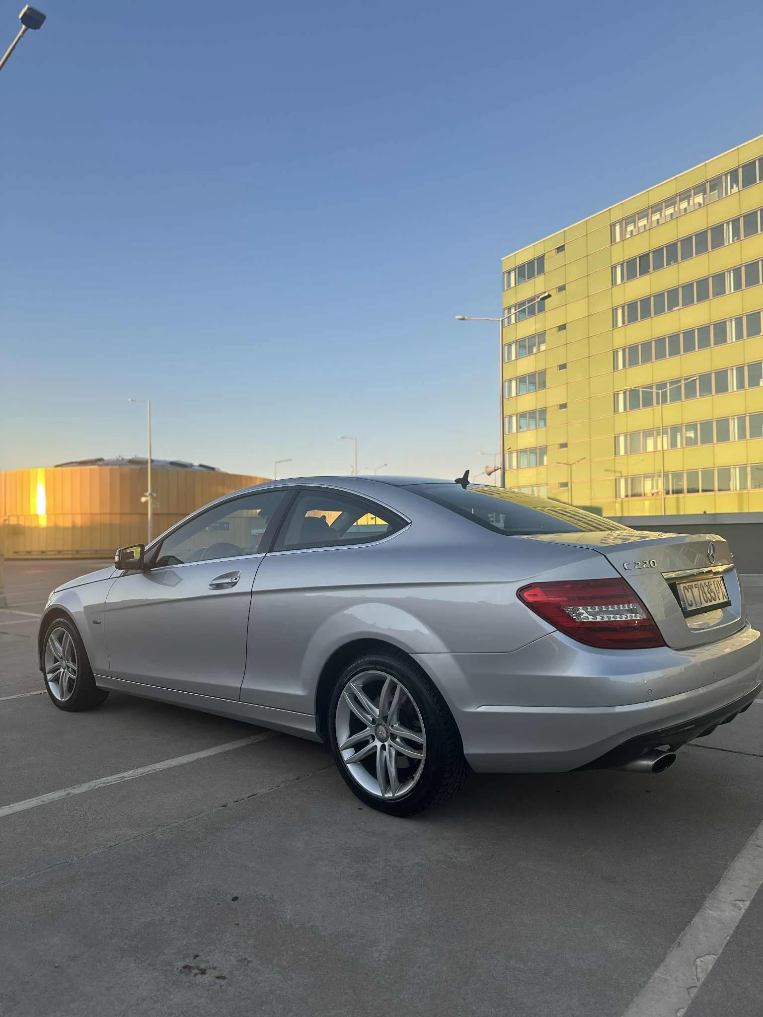 Mercedes-Benz C 220  - изображение 7