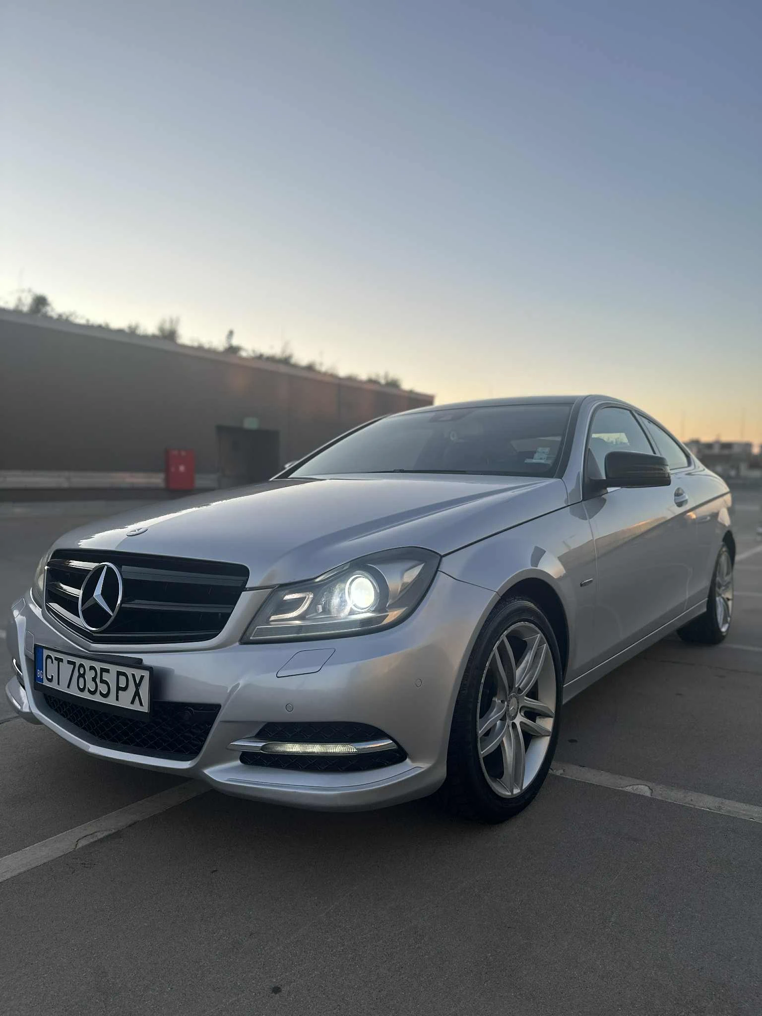 Mercedes-Benz C 220  - изображение 2