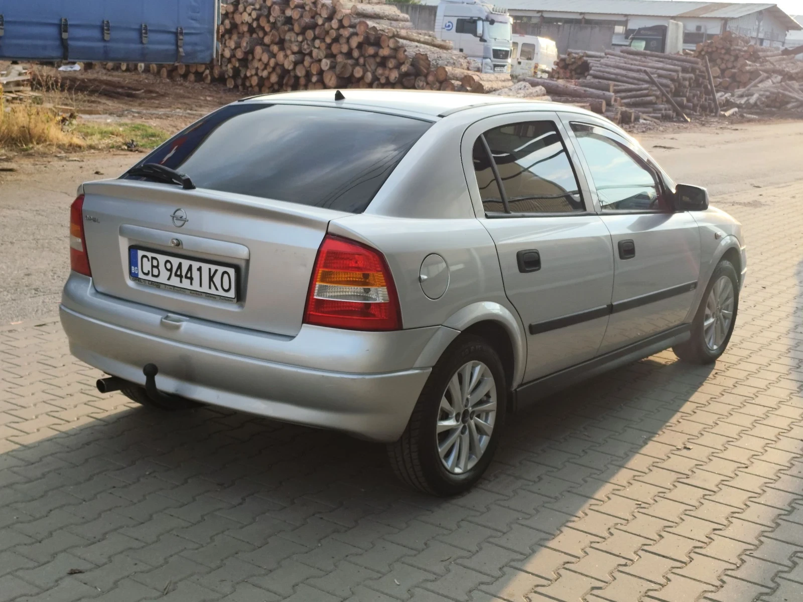 Opel Astra 1.6 | 16v Хечбек - изображение 6