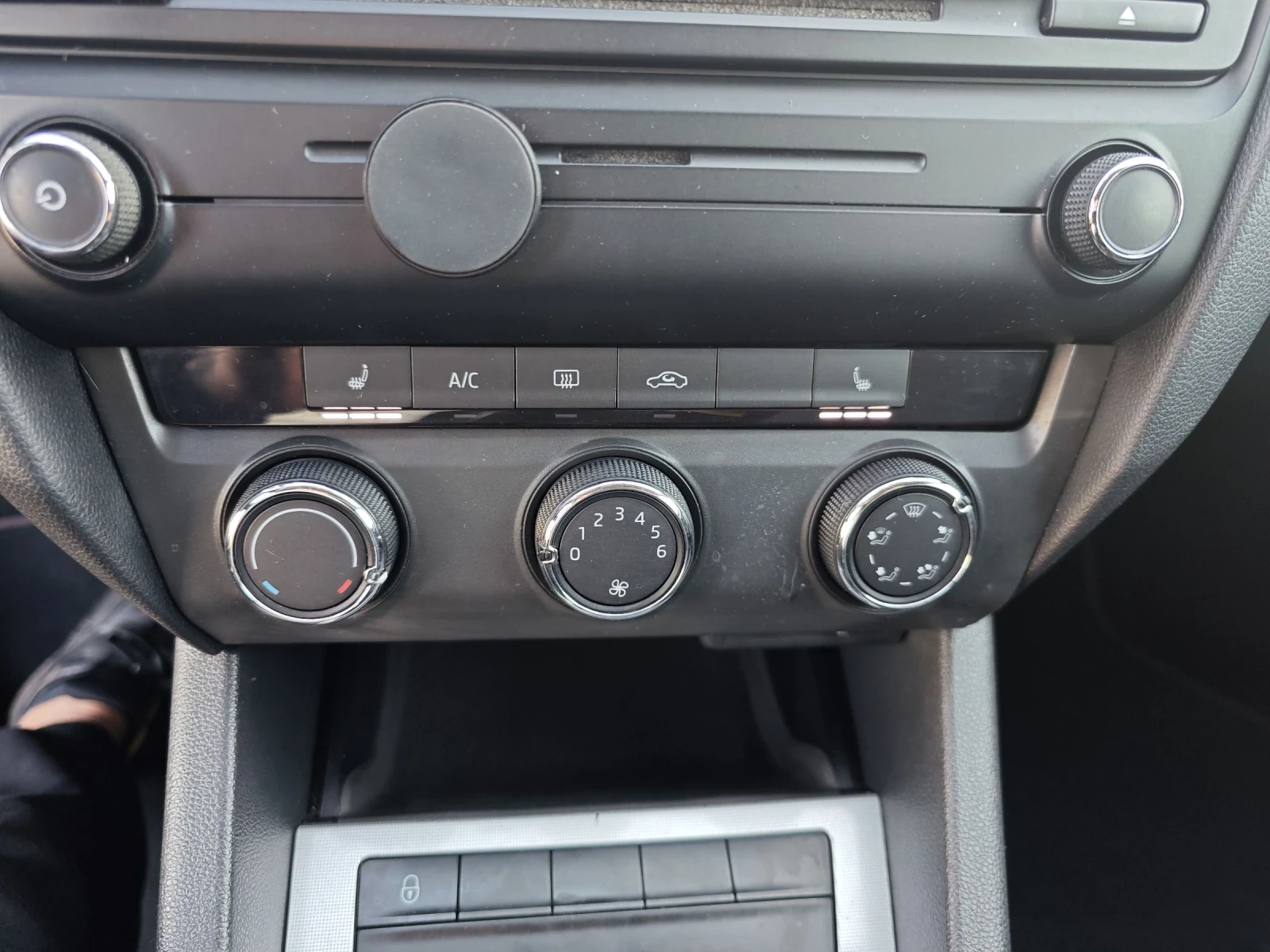 Skoda Octavia     | Mobile.bg   11