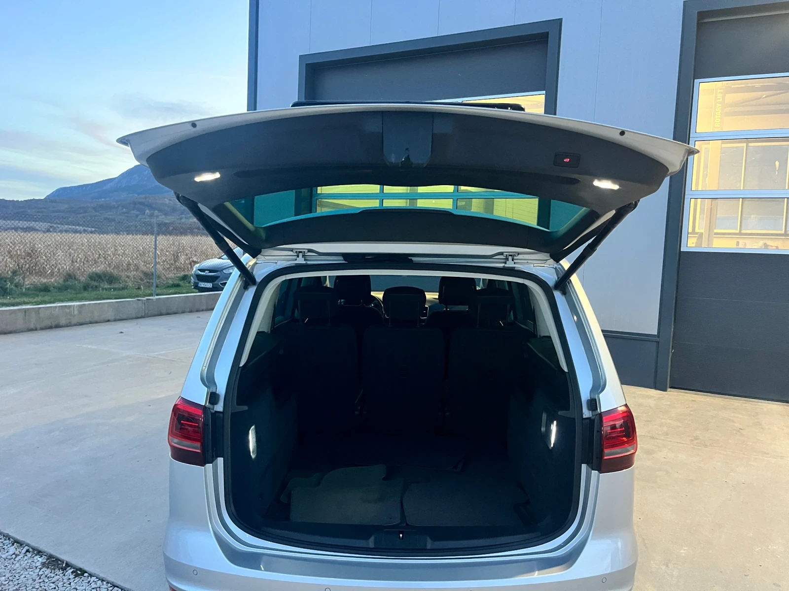 VW Sharan 2.0TDI 150ps - изображение 7