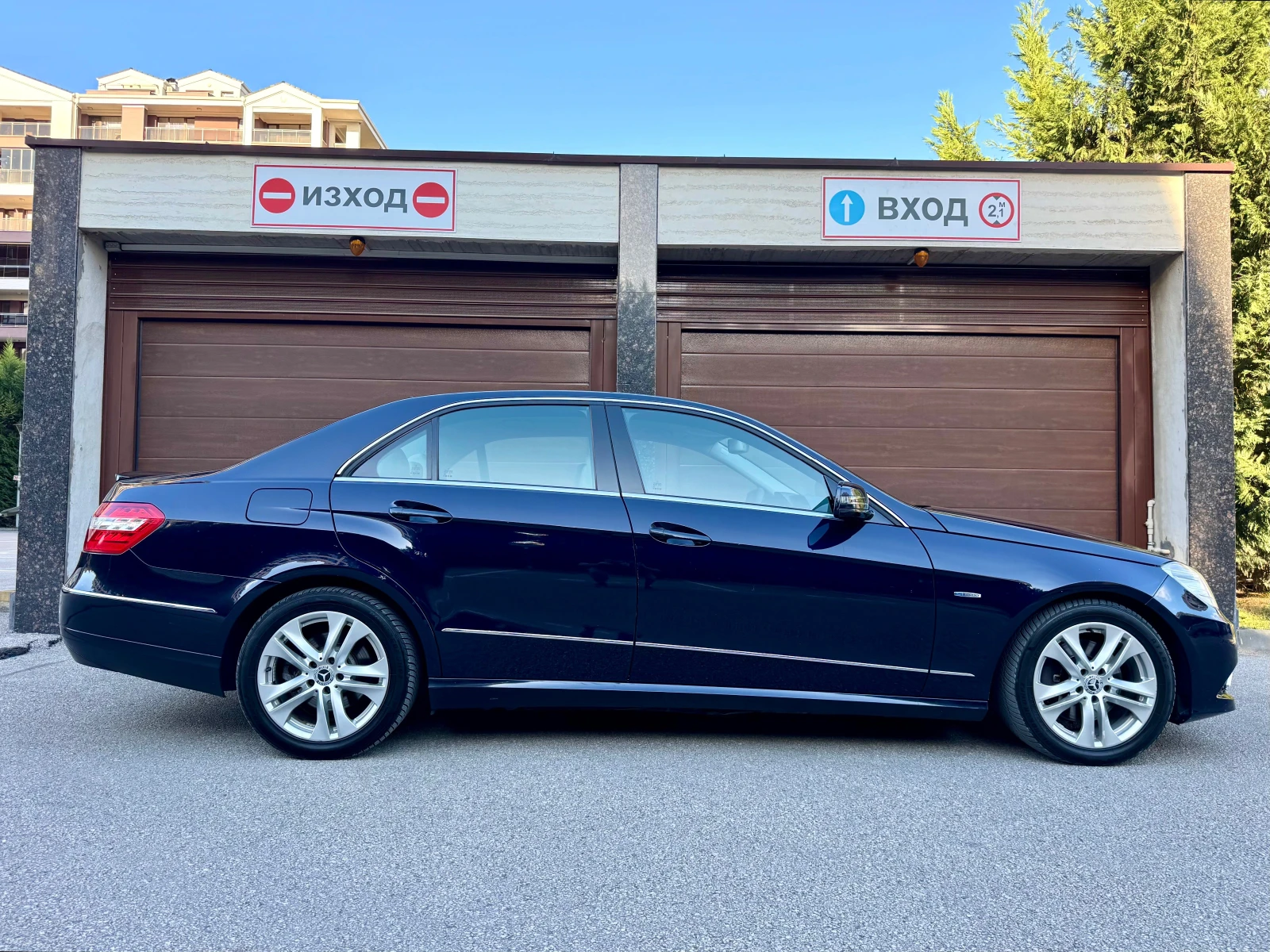 Mercedes-Benz E 350 CDI AVANTGARDE NAVI KOJA PARKTRONIK - изображение 4