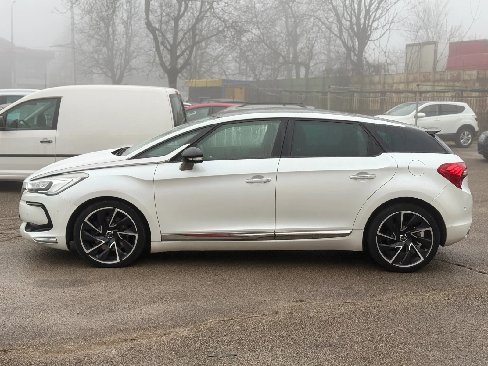 DS DS 5 2.0D-180kc - изображение 4