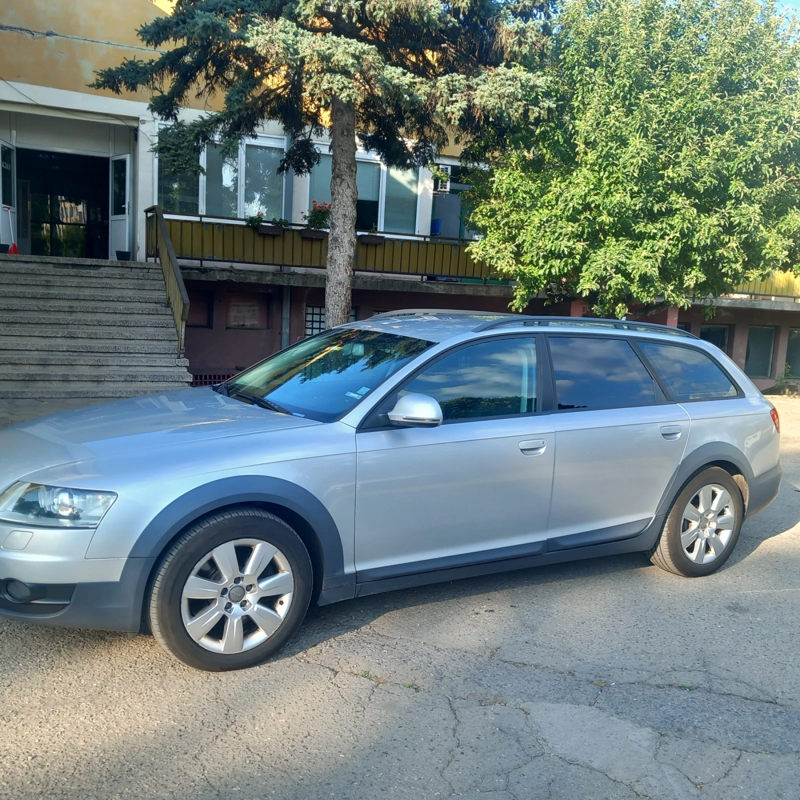 Audi A6 Allroad 3.0 - изображение 5
