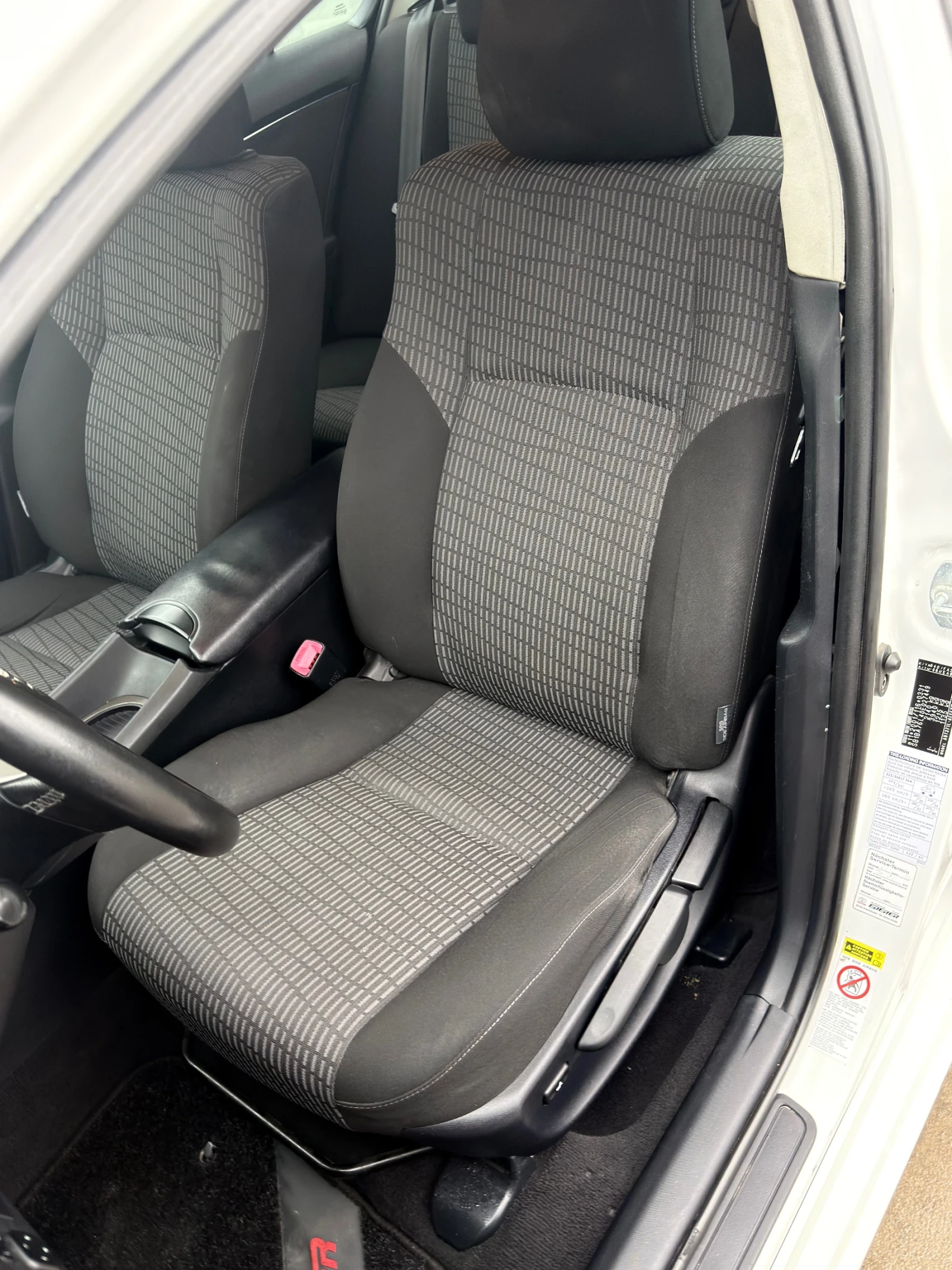 Toyota Avensis D4d | Mobile.bg � ����������� 12