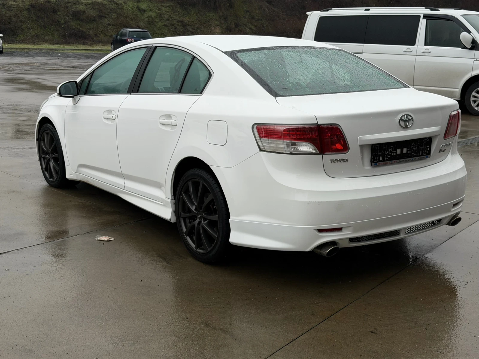 Toyota Avensis D4d - изображение 4