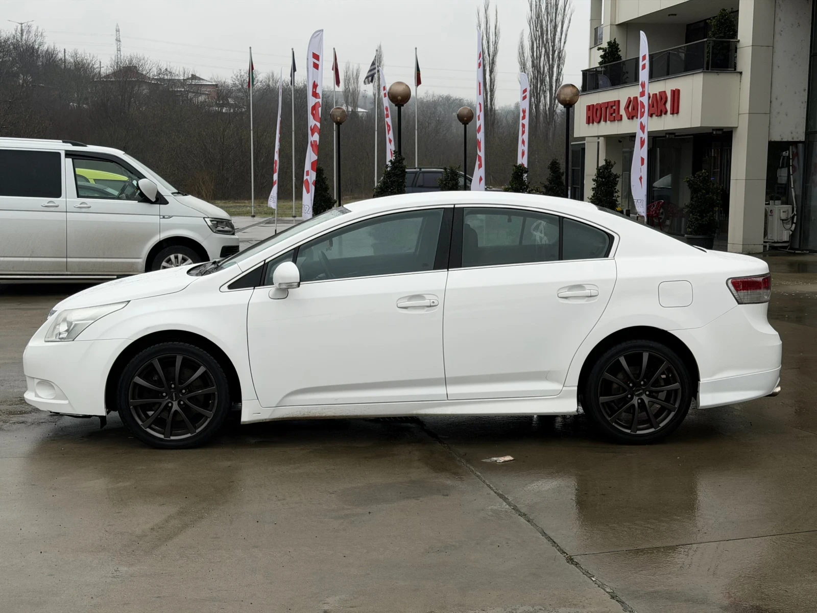 Toyota Avensis D4d - изображение 3