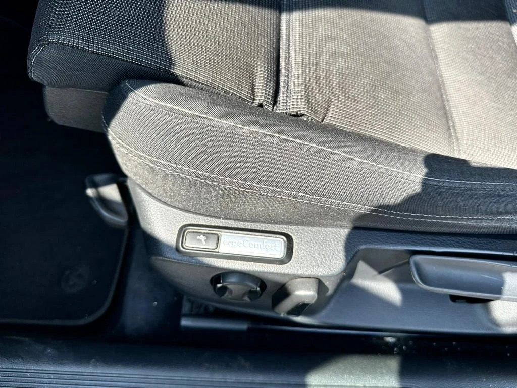 VW Passat B8, снимка 12 - Автомобили и джипове - 53740995