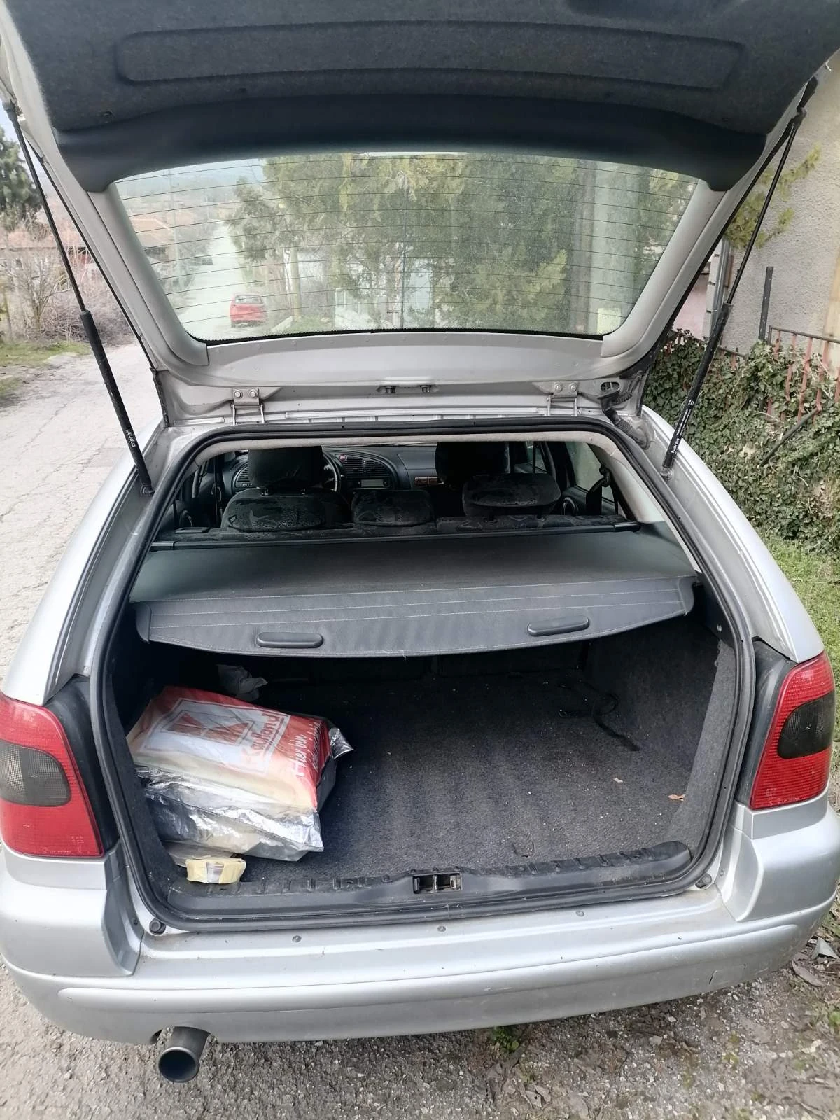 Citroen Xsara 2.0 90 k.c комби, снимка 4 - Автомобили и джипове - 54000750