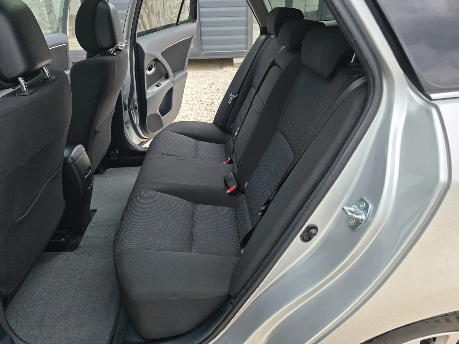 Toyota Avensis 1.8 Vvti ��������� �������� ������ | Mobile.bg � ����������� 8