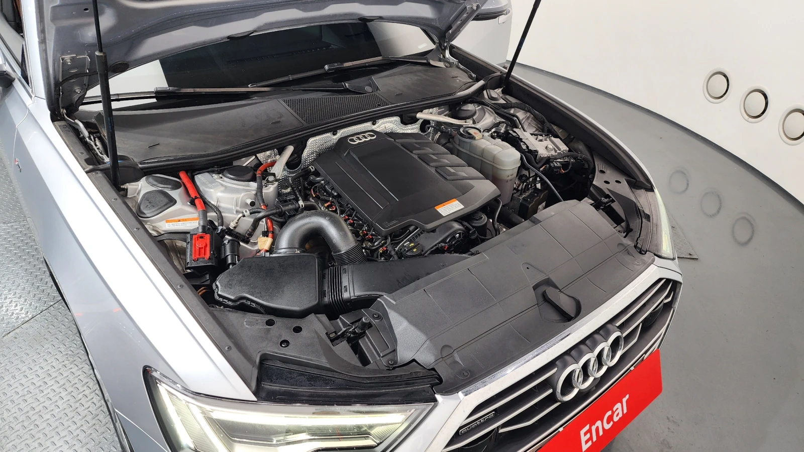 Audi A6 2.0 45TFSI Quattro, Distronic, HeadUP, 360-cam, Об, снимка 5 - Автомобили и джипове - 54678691