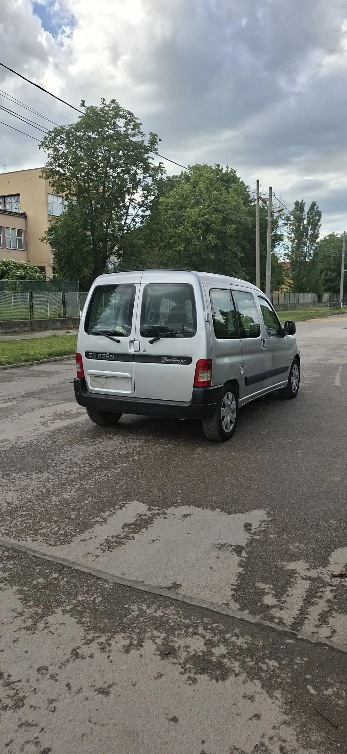 Citroen Berlingo 1.6Hi 90к.с 257000км.нов внос 7мест., снимка 4 - Автомобили и джипове - 54703259
