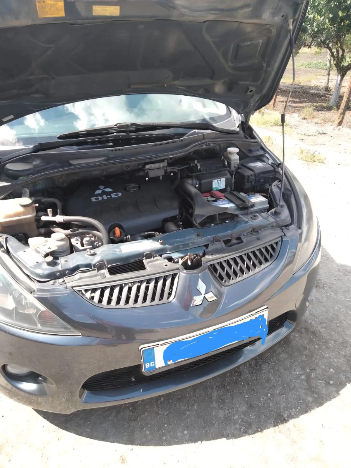 Mitsubishi Grandis, снимка 2 - Автомобили и джипове - 56017586