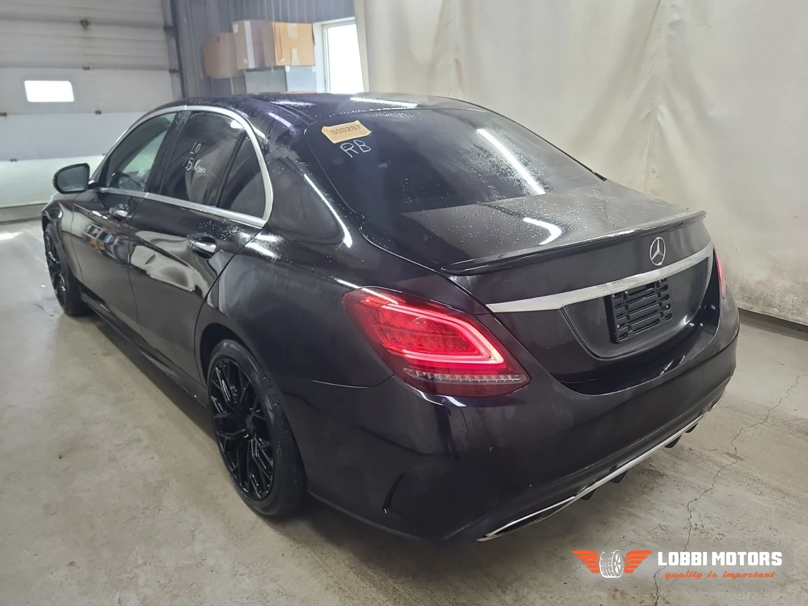 Mercedes-Benz C 300, снимка 4 - Автомобили и джипове - 56103564