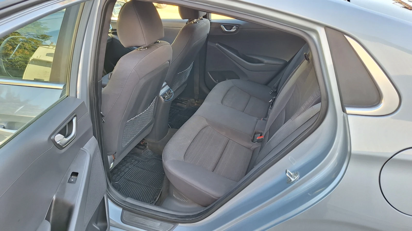 Hyundai Ioniq 1.6, снимка 12 - Автомобили и джипове - 56333746