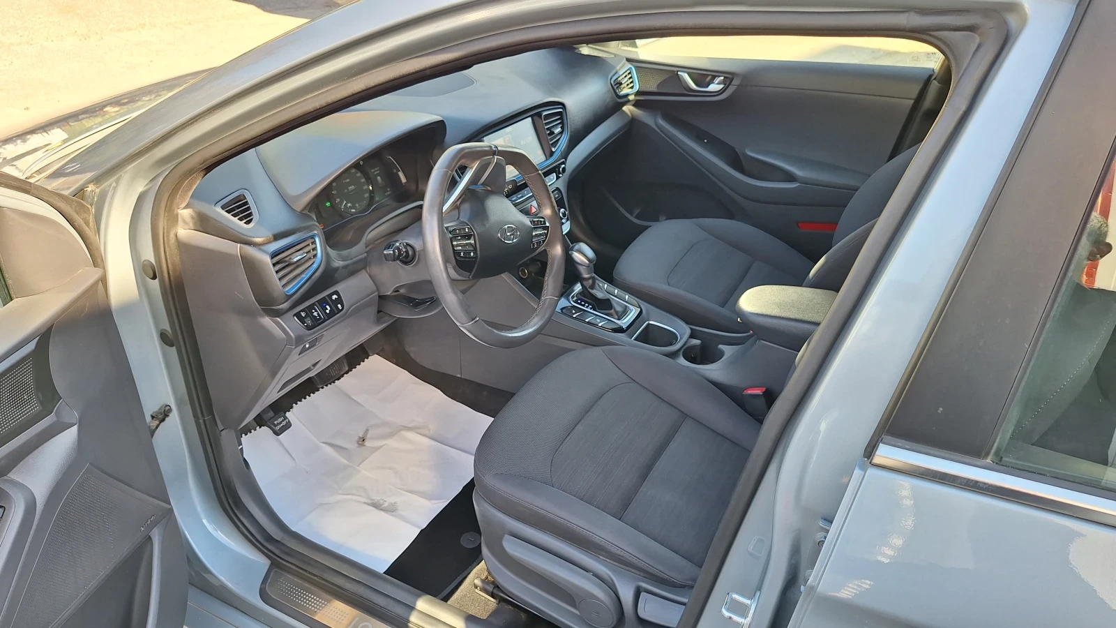 Hyundai Ioniq 1.6, снимка 11 - Автомобили и джипове - 56333746