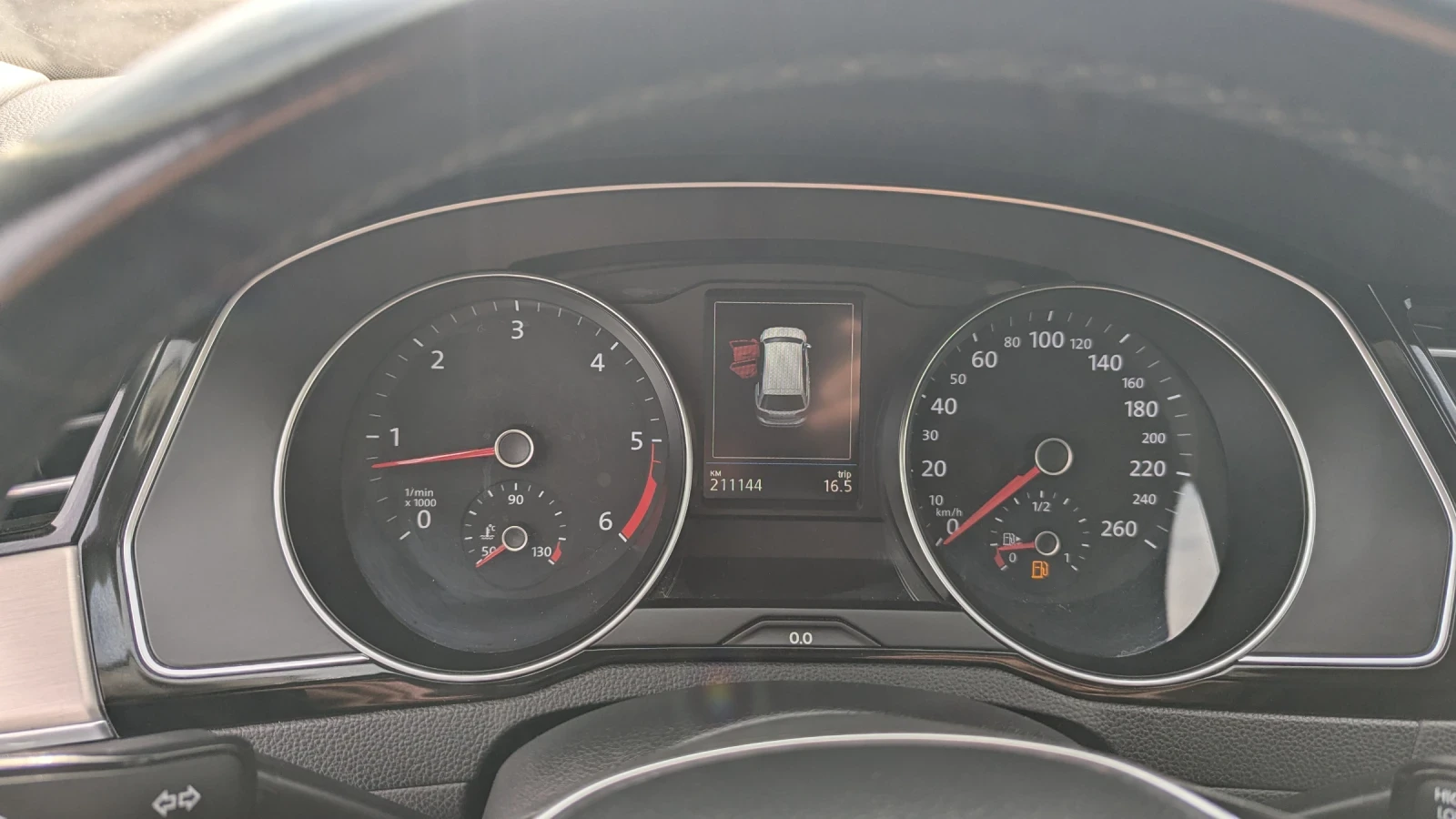 VW Passat 2.0 TDI HIGHLINE, снимка 10 - Автомобили и джипове - 56458413