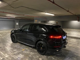 Porsche Cayenne Plug-in Hybrid Platinum Edition , снимка 3