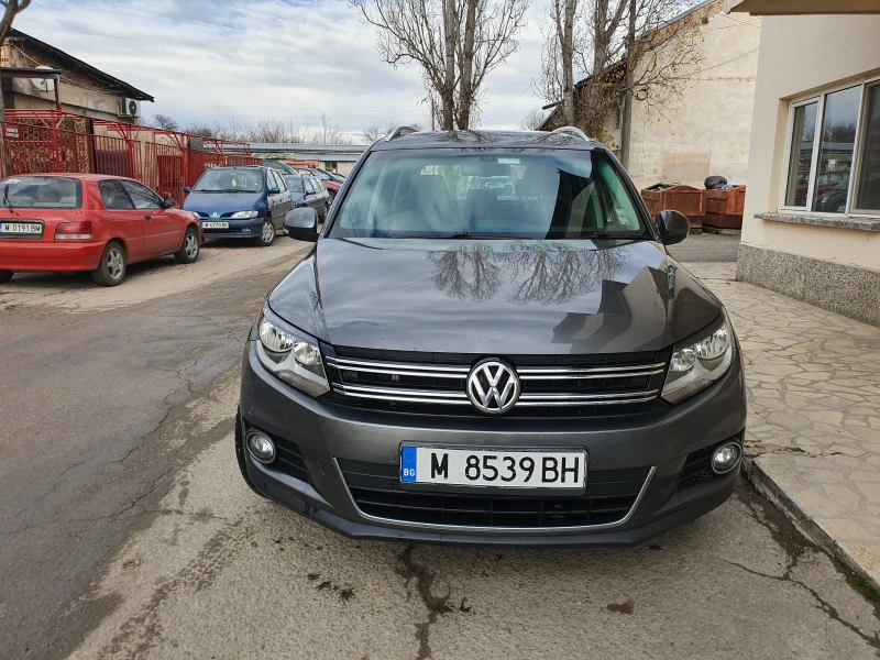 VW Tiguan 2.0 TDI  4-MOTION DSG, снимка 1 - Автомобили и джипове - 47654015