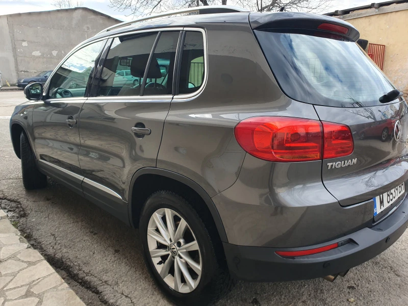 VW Tiguan 2.0 TDI  4-MOTION DSG, снимка 2 - Автомобили и джипове - 47654015