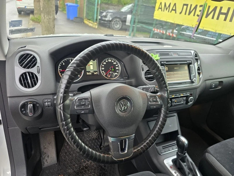 VW Tiguan 2.0 TDI HIGHLINE/4X4/AUTO, снимка 9 - Автомобили и джипове - 45670939