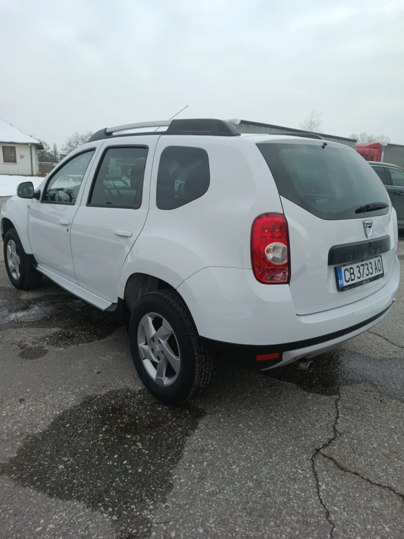 Dacia Duster 1.6, снимка 6 - Автомобили и джипове - 48705136