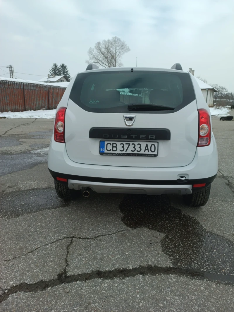 Dacia Duster 1.6, снимка 5 - Автомобили и джипове - 48705136