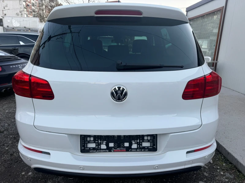 VW Tiguan 2.0TSI 4x4 FULL MAXX SWISS, снимка 4 - Автомобили и джипове - 52738638