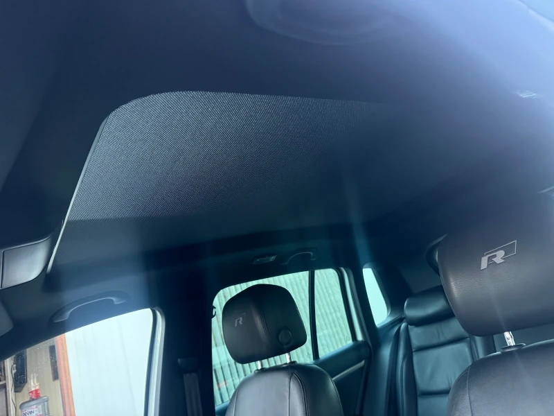 VW Tiguan 2.0TSI 4x4 FULL MAXX SWISS, снимка 13 - Автомобили и джипове - 52738638