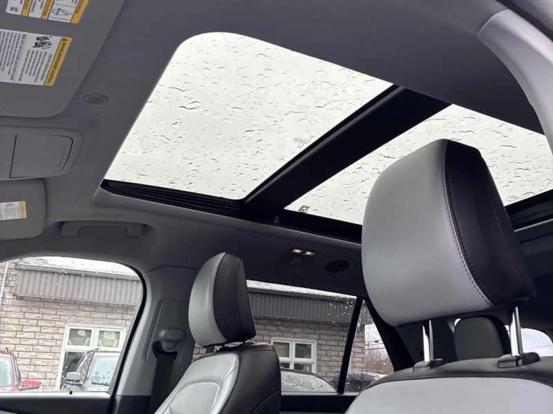 Ford Explorer * XLT 4WD * CARFAX * БЕЗ ПЪРВОНАЧАЛНА ВНОСКА, снимка 17 - Автомобили и джипове - 52972393