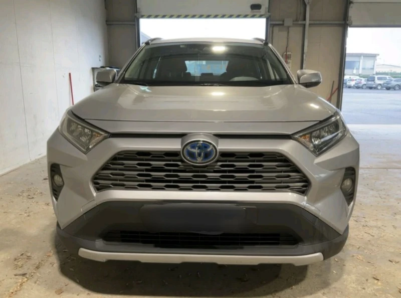 Toyota Rav4 4x4* ХИБРИД* СЕРВ.КНИЖКА* ЕВРОПЕЙСКИ* , снимка 6 - Автомобили и джипове - 53239044