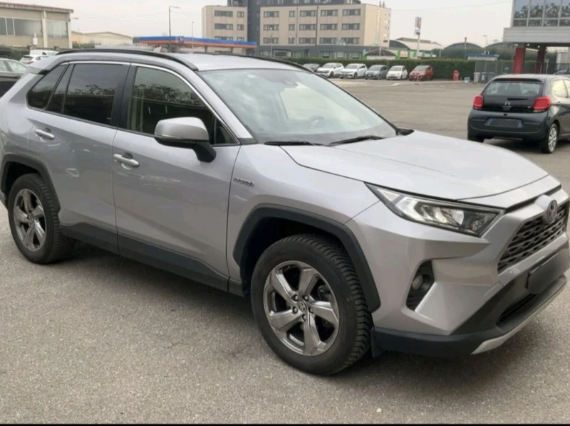 Toyota Rav4 4x4* ХИБРИД* СЕРВ.КНИЖКА* ЕВРОПЕЙСКИ* , снимка 5 - Автомобили и джипове - 53239044