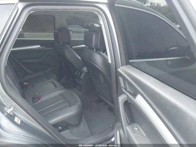 Audi Q5 2.0T PREMIUM/2.0T TECH PREMIUM - изображение 8