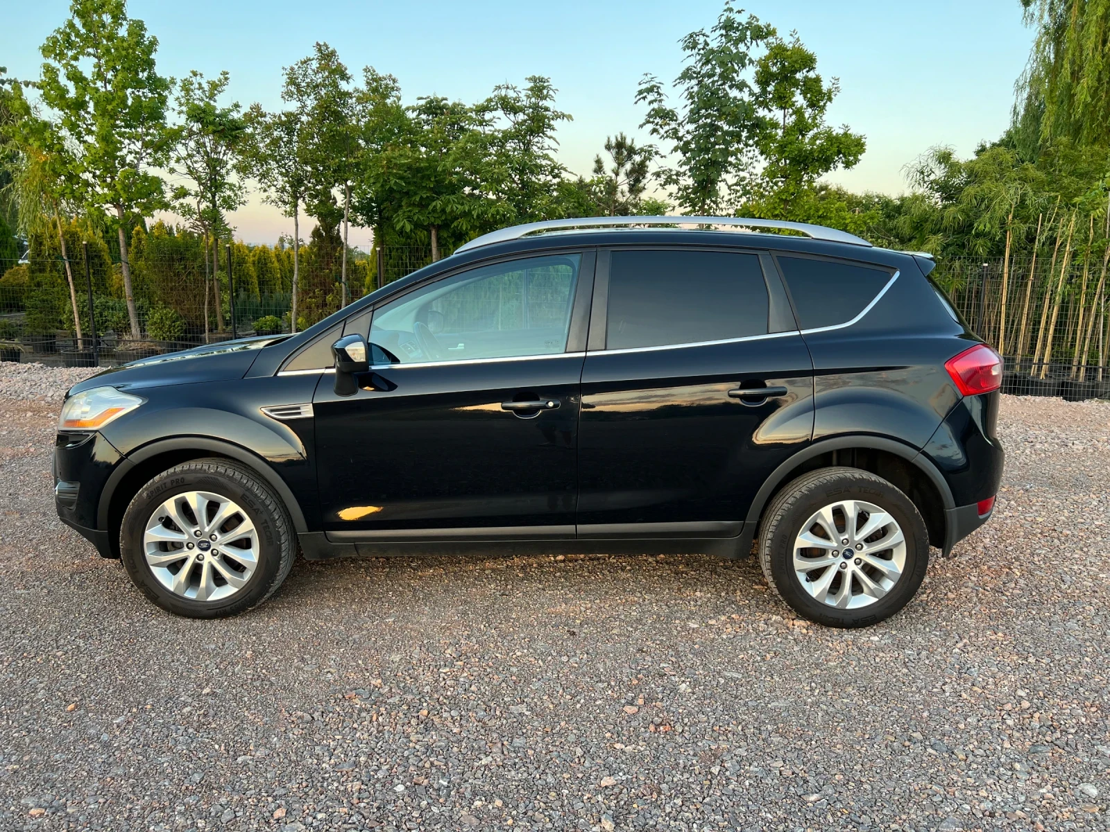 Ford Kuga Т5 - изображение 2