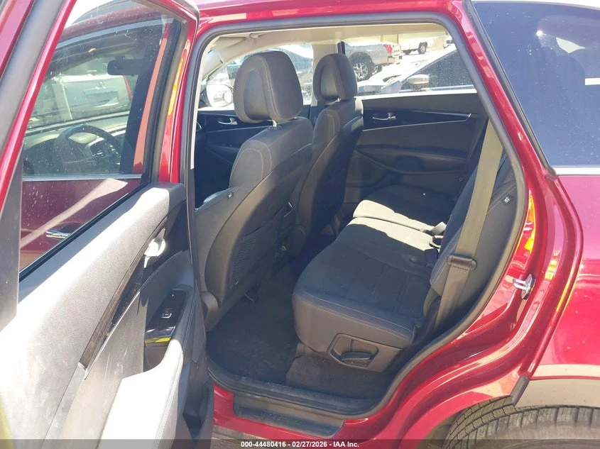 Kia Sorento 3.3L V-6 DI, DOHC, VVT, 290HP All Wheel Drive | Mobile.bg � ����������� 8