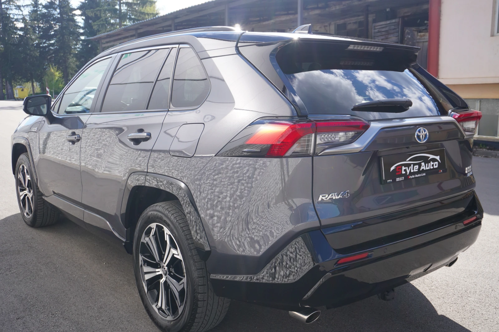 Toyota Rav4 2.5 Plug-in Hybrid, FACE, AWD/EXECUTIVE/HUD/JBL/36 | Mobile.bg � ����������� 3