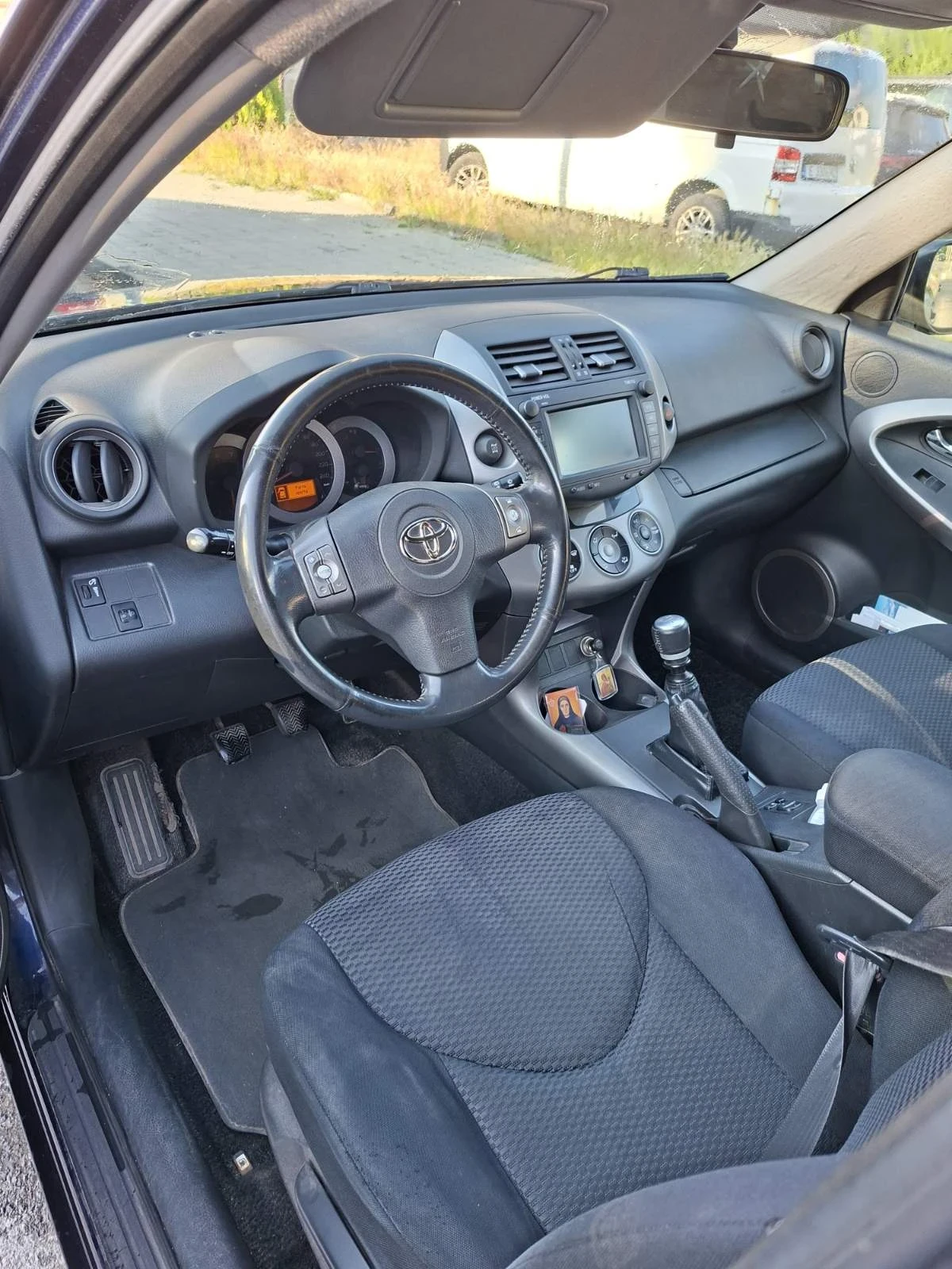 Toyota Rav4, снимка 5 - Автомобили и джипове - 54805574