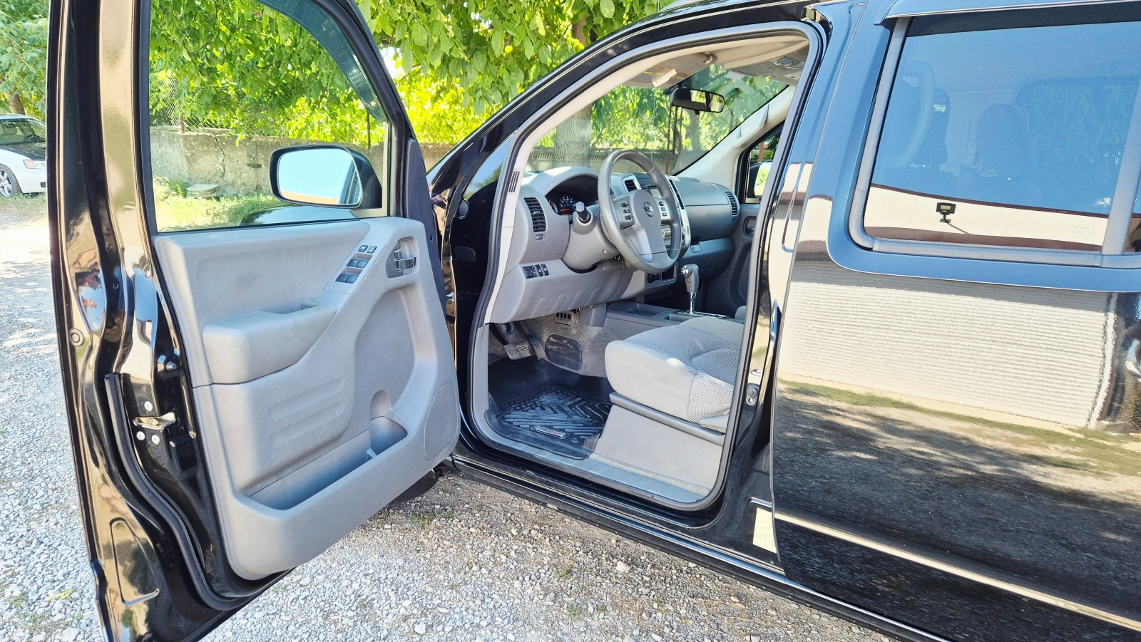 Nissan Navara FRONTIER SV* 4×4 * FLEX FUEL, снимка 11 - Автомобили и джипове - 55679598