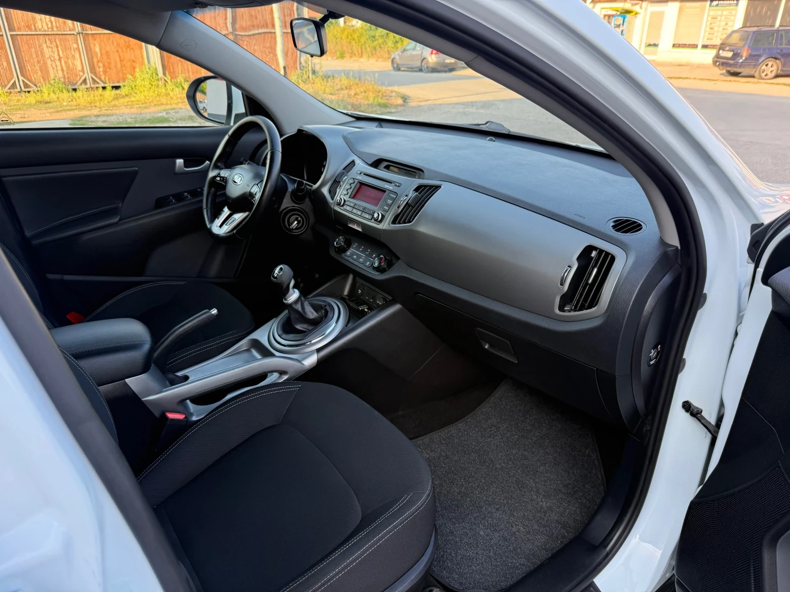 Kia Sportage 1.7CRDI Е5В ИТАЛИЯ , снимка 8 - Автомобили и джипове - 55709930
