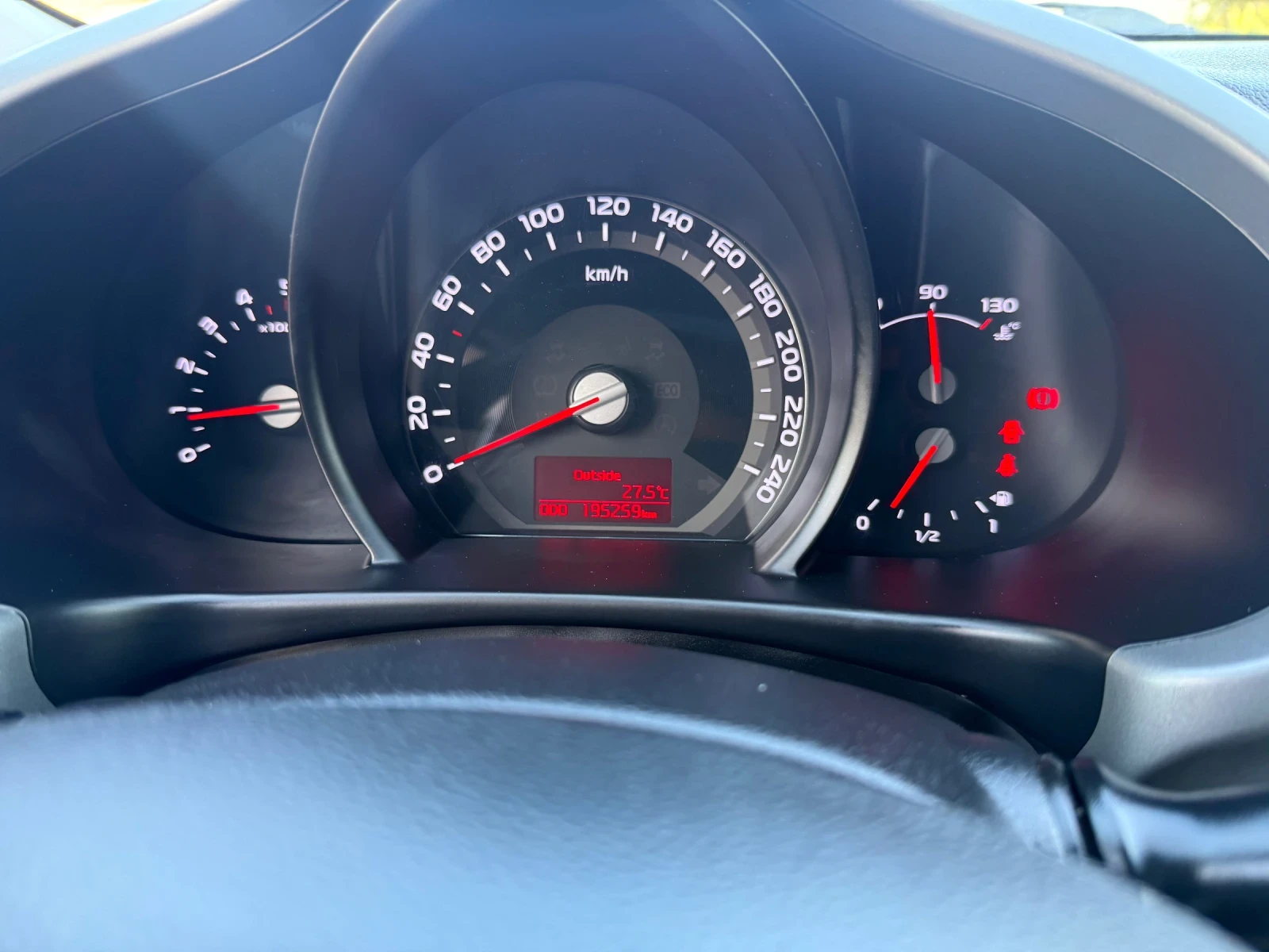 Kia Sportage 1.7CRDI Е5В ИТАЛИЯ , снимка 15 - Автомобили и джипове - 55709930