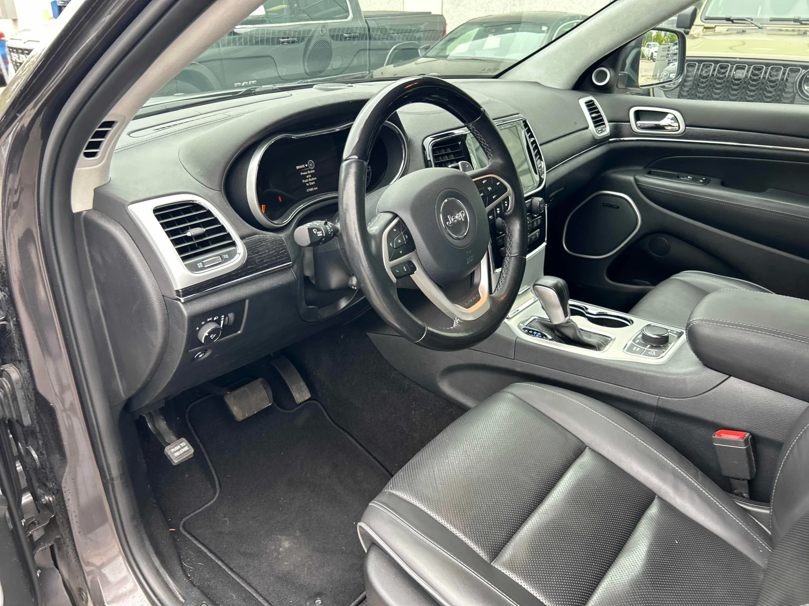 Jeep Grand cherokee * Summit * CARFAX * ОПЦИЯ ЗА ФИНАНСИРАНЕ , снимка 5 - Автомобили и джипове - 55988969