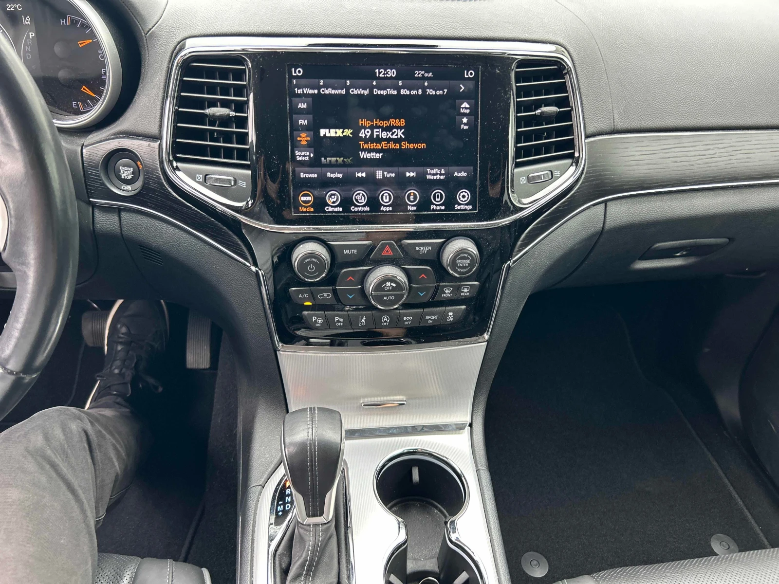 Jeep Grand cherokee * Summit * CARFAX * ОПЦИЯ ЗА ФИНАНСИРАНЕ , снимка 9 - Автомобили и джипове - 55988969