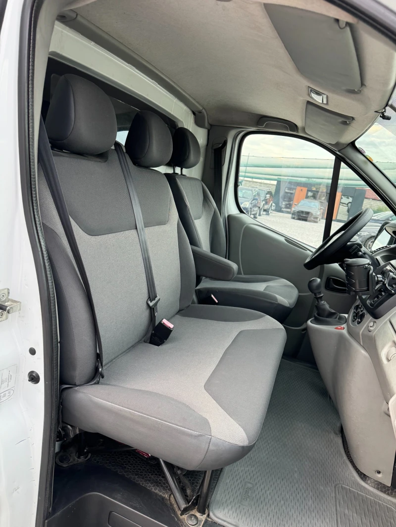 Renault Trafic 2.0DCI Климатик::Италия, снимка 10 - Бусове и автобуси - 47068440