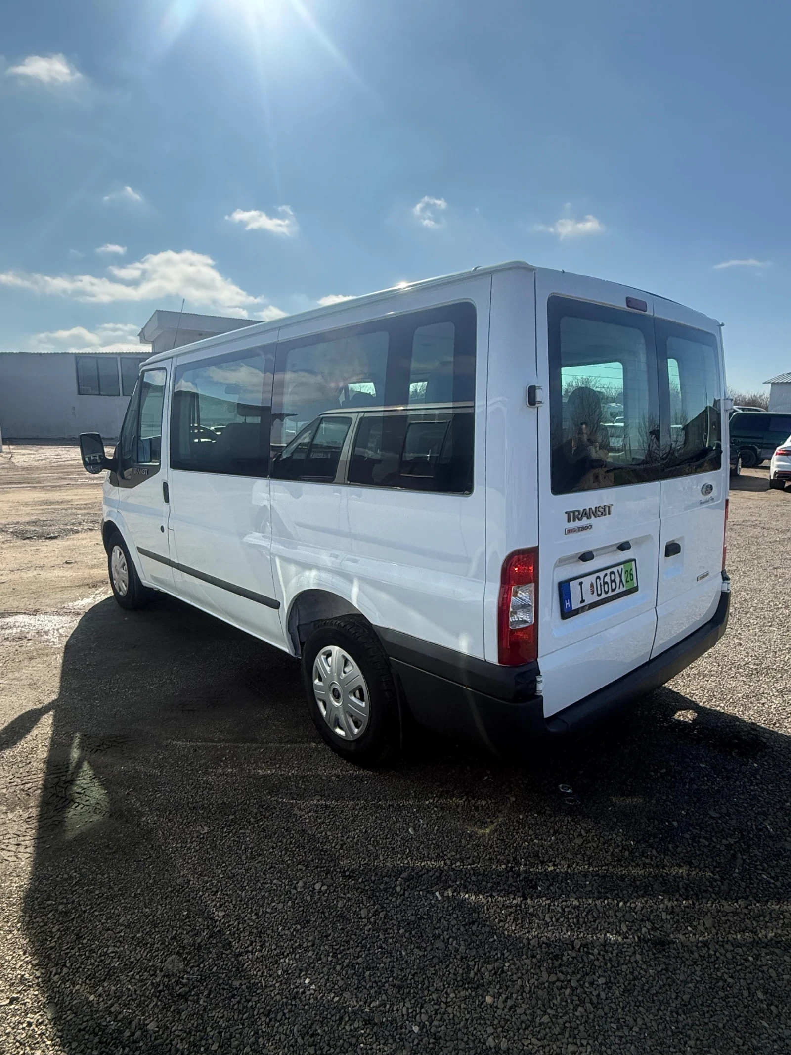 Ford Transit 2.2 - изображение 5