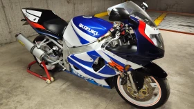Suzuki Gsxr 750, снимка 8